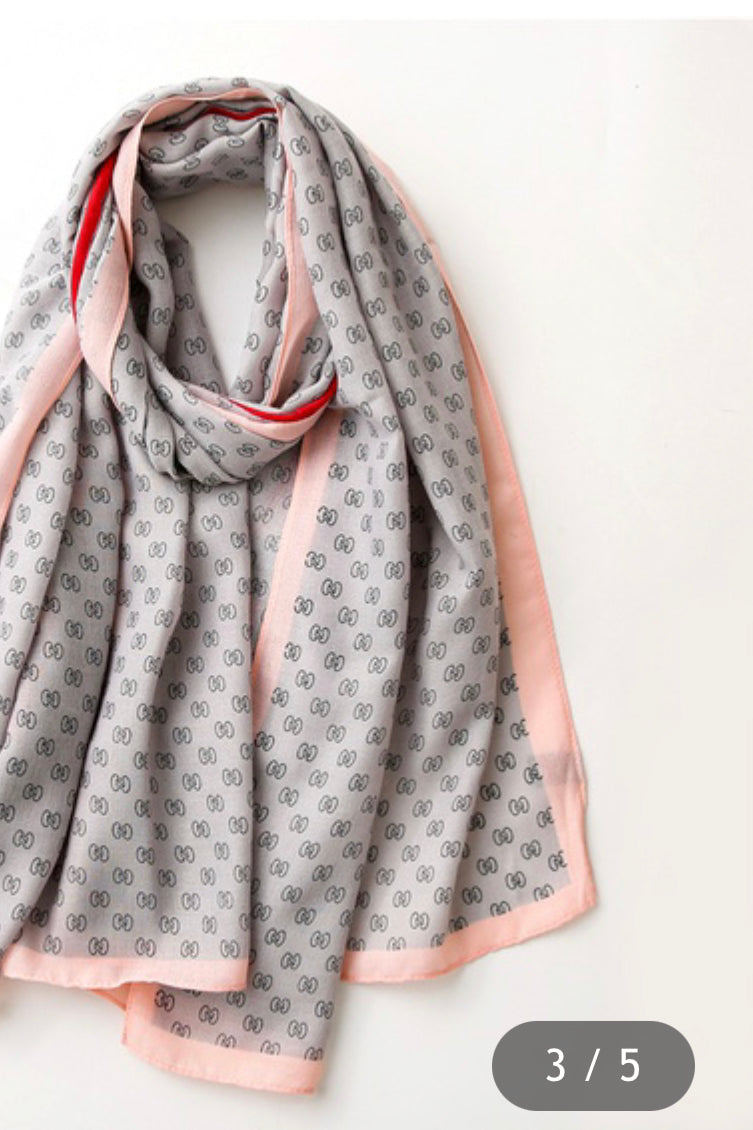Grey&pink Letter Print Scarf