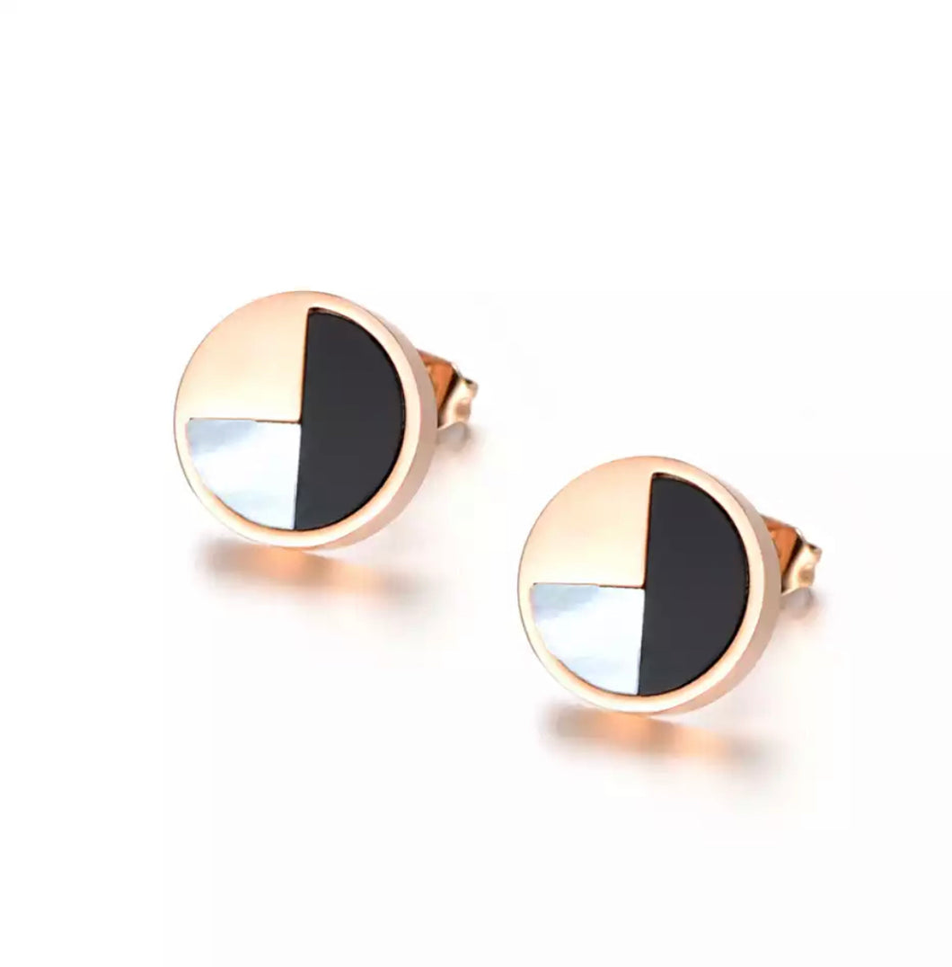 Rose Gold Black & White Stone set Earrings