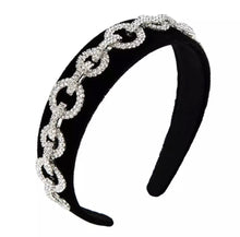 Load image into Gallery viewer, Black Velvet Diamanté Circle Design Headband
