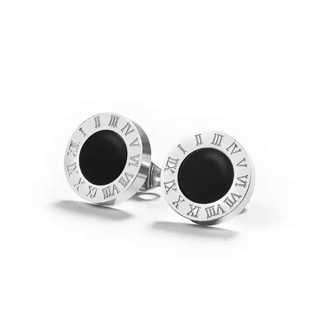 S/S Roman Numeral Black Stone Set Earrings